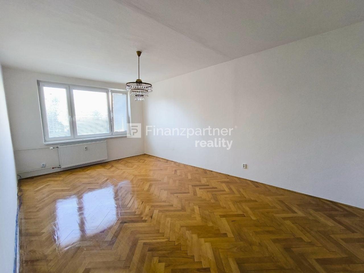 Na predaj 3 izbový byt s balkónom vo Veľkých Kapušanoch