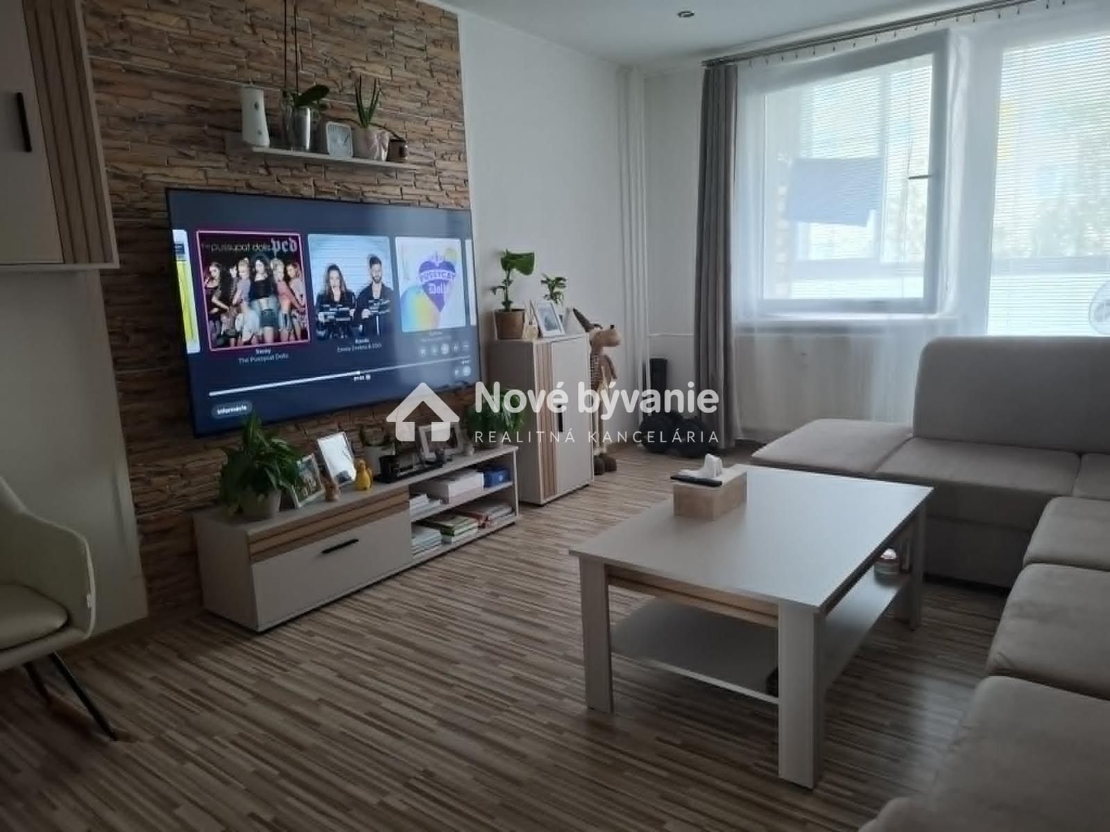 PREDAJ -MODERNÝ 3 IZB:BYT-TREBIŠOV -CENTRUM