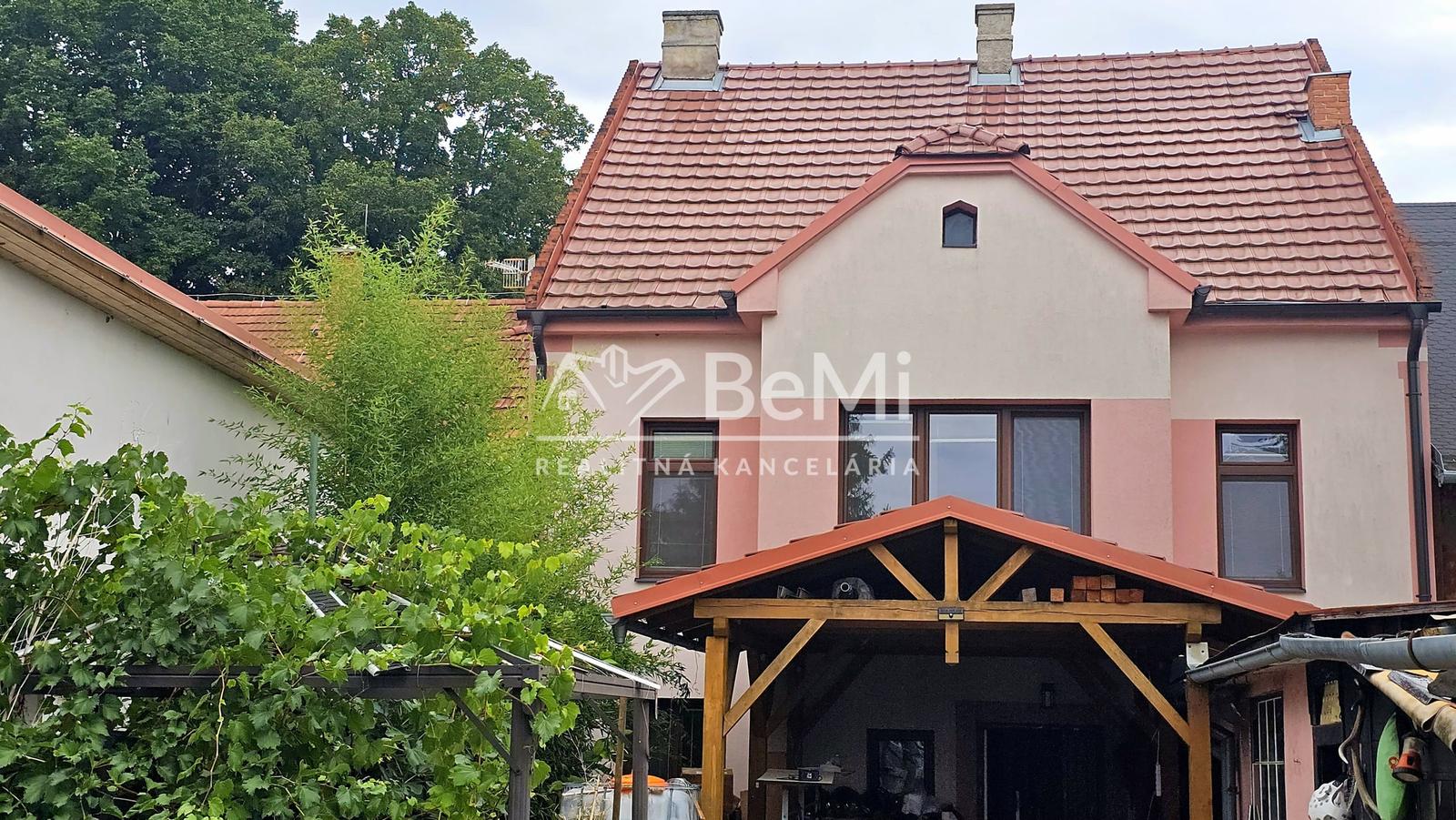 RODINNÝ DOM FIĽAKOVO-BISKUPICKÁ - NA PREDAJ
