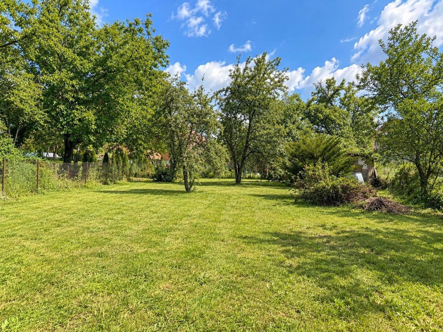 Stavebný pozemok 609 m² - ul. Žltá Nitrianske Pravno