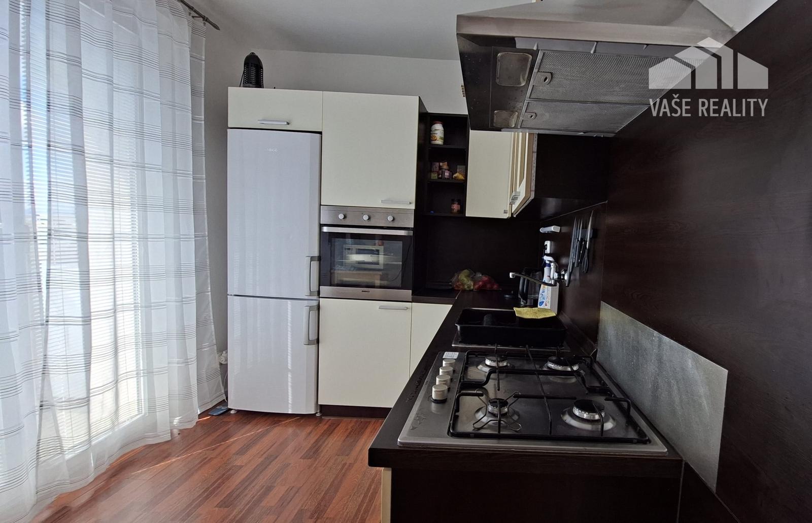 2 izbový byt na prenájom na Vážskej ulici v Piešťanoch – fotka 2