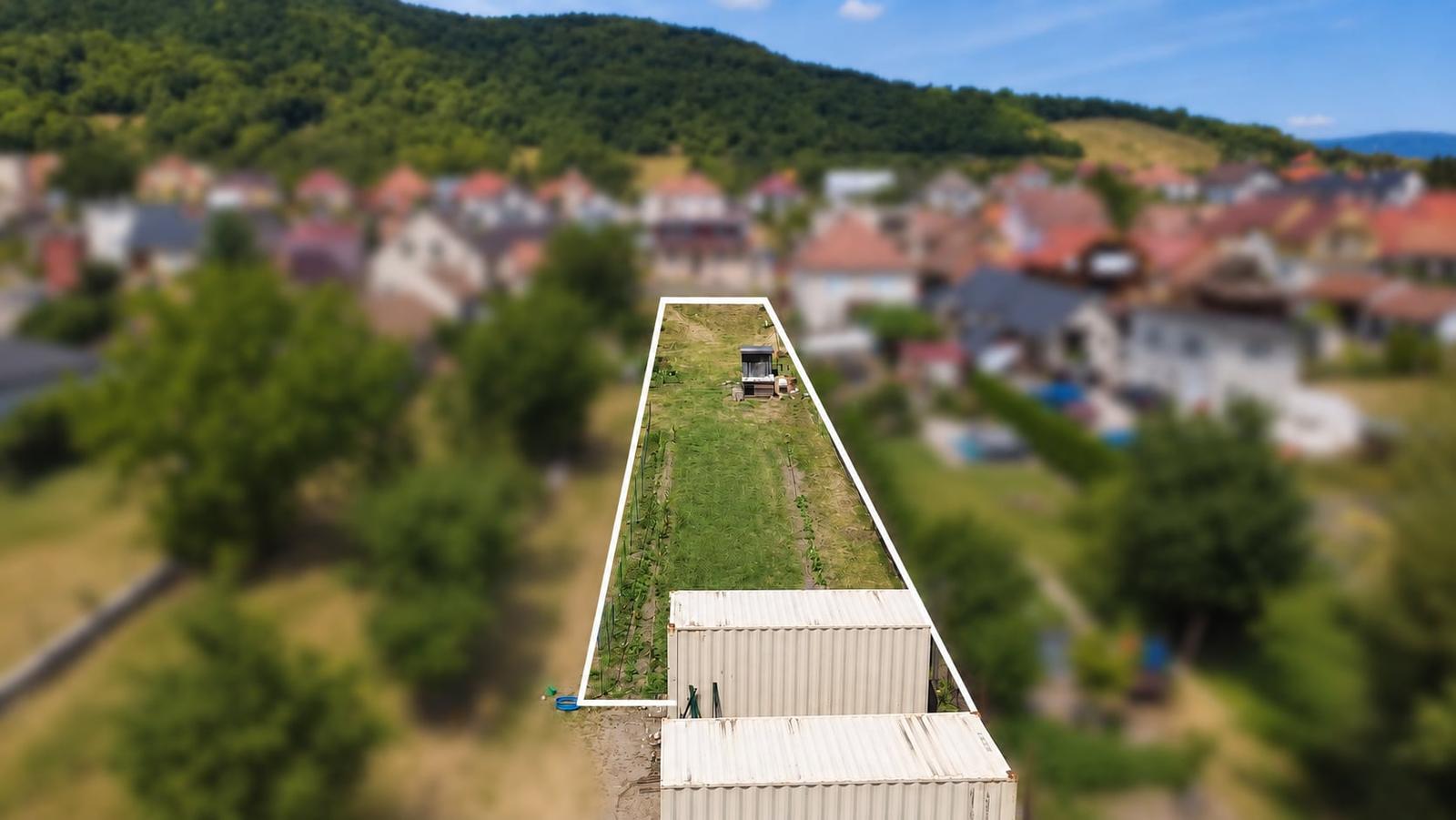 STAVEBNÝ POZEMOK V HORNÝCH OREŠANOCH / Kompletné IS – fotka 2