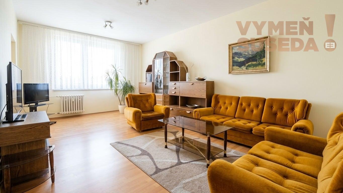 VYMEŇ SUSEDA! – VÝNIMOČNÝ 3-IZBOVÝ BYT S BALKÓNOM, MOŽNOSŤ ÚPRAVY NA 4-IZBOVÝ, ŠTEFUNKOVA ULICA, BRATISLAVA II – RUŽINOV