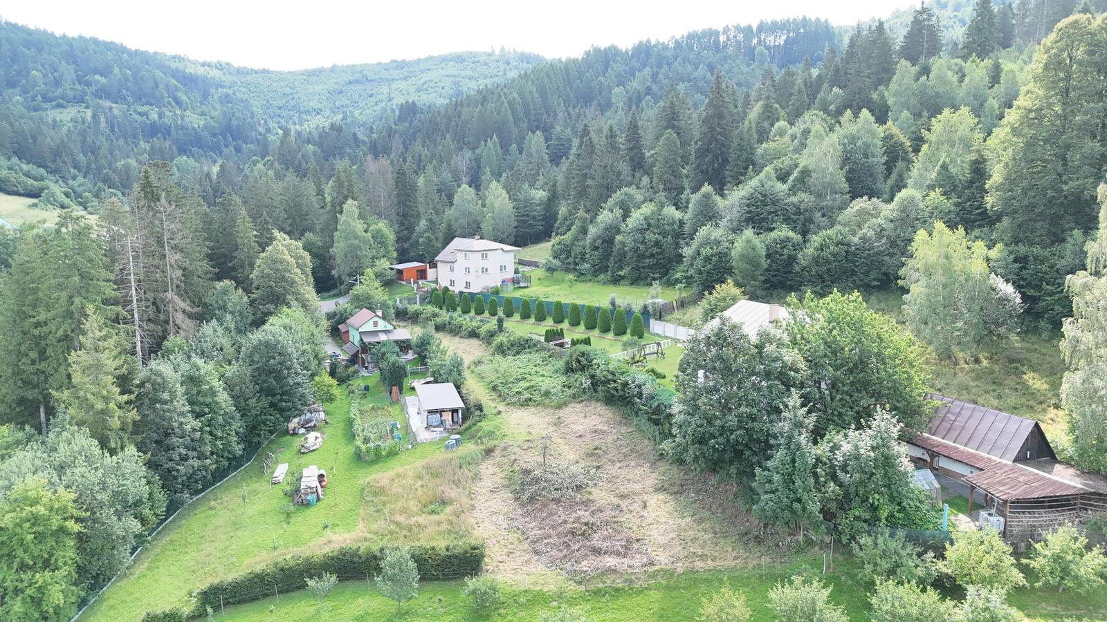 Stavebný pozemok, 1106 m2, Krásno nad Kysucou-Blažkov