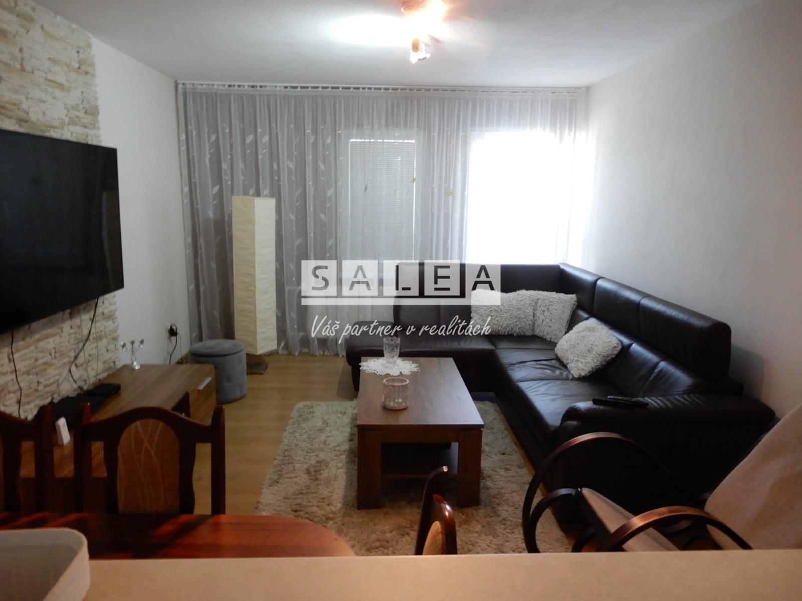 Útulný rodinný dom, 97 m2,rekonštrukcia, garáž, Želiezovce – fotka 2