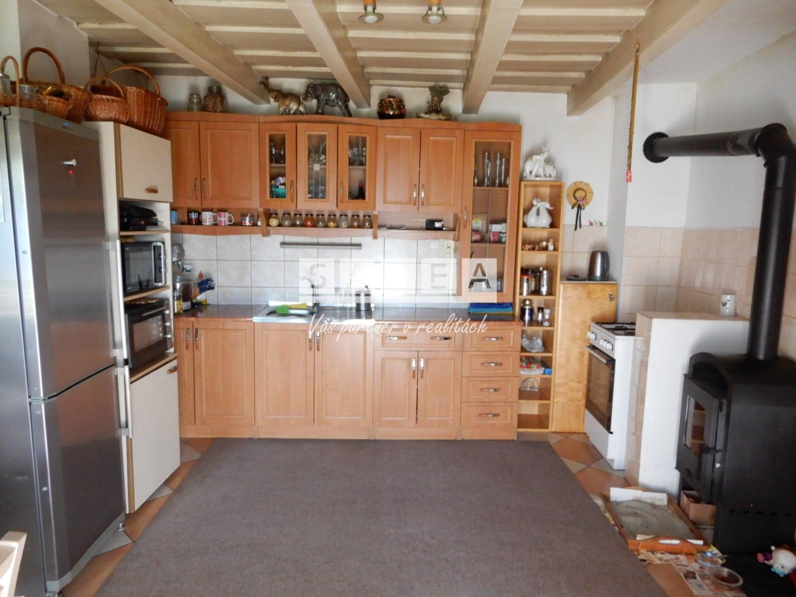 Rodinný dom,130 m2,garáž Tekovské Lužany, okr. Levice – fotka 2