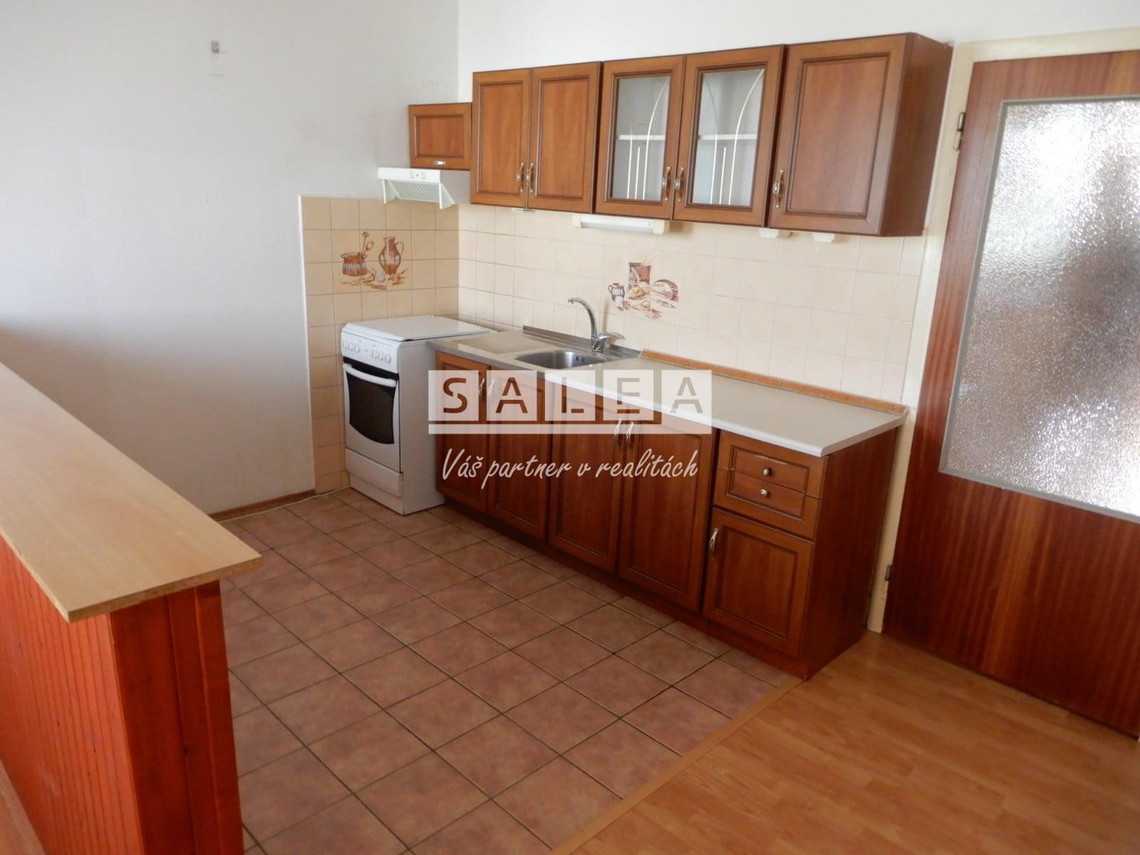 1 izbový byt,46 m2,čiastočná rekonštrukcia,Rybníky V, Levice