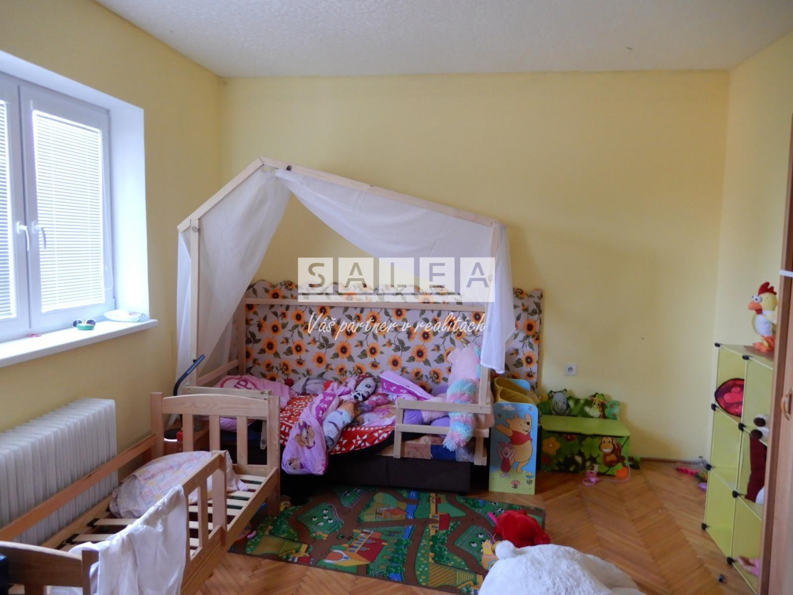 Rodinný dom,140 m2,garáž,letná kuchyňa,Hronovce, okr. Levice – fotka 2