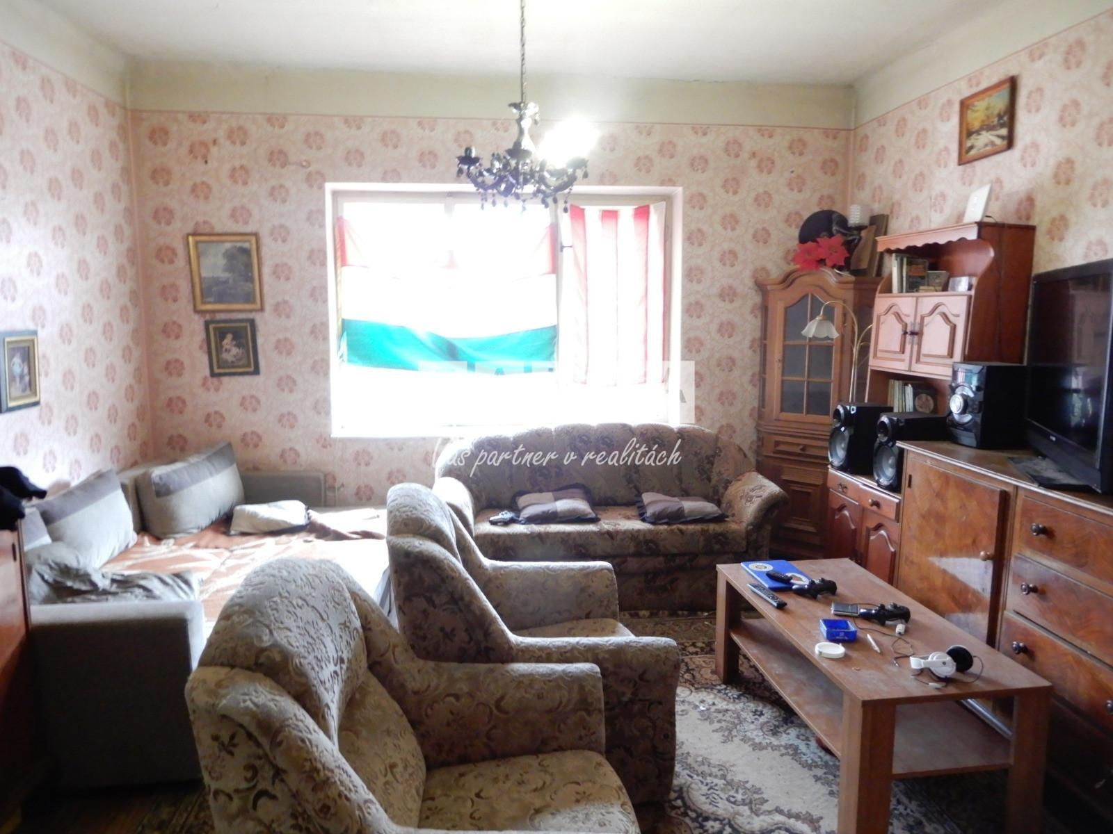 Rodinný dom v kľudnej časti obce, 130 m2, Šahy, časť Tešmak, okr. Levice – fotka 2