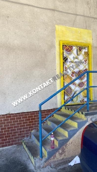 Kuchyňa, menší výrobný priestor 38 m2,ul. Rastislavova, Juh – fotka 2