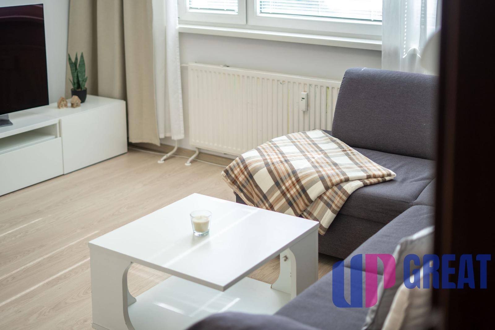 PREDAJ 3 izb. bytu s loggiou, Čiernovodská ul., Bratislava – fotka 2