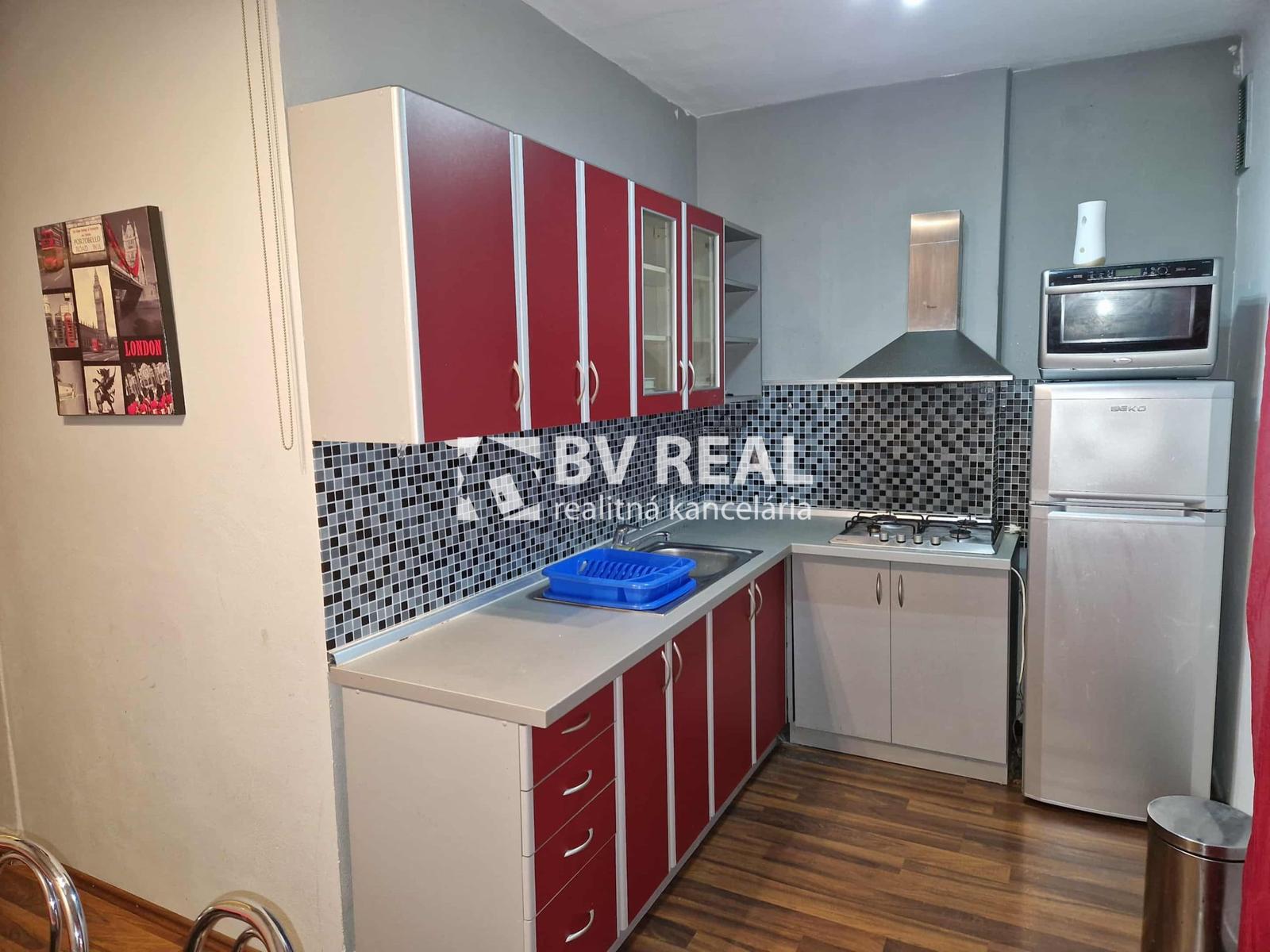 BV REAL na predaj 2 izbový byt Prievidza FM2536