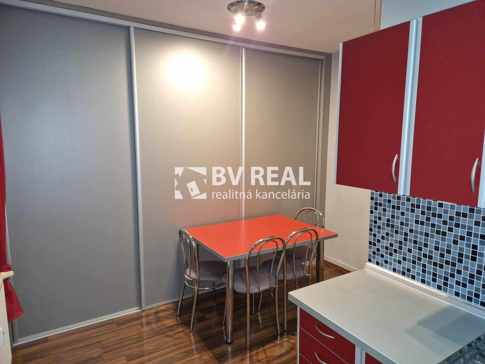 BV REAL na prenájom 2 izbový byt Prievidza FM2537