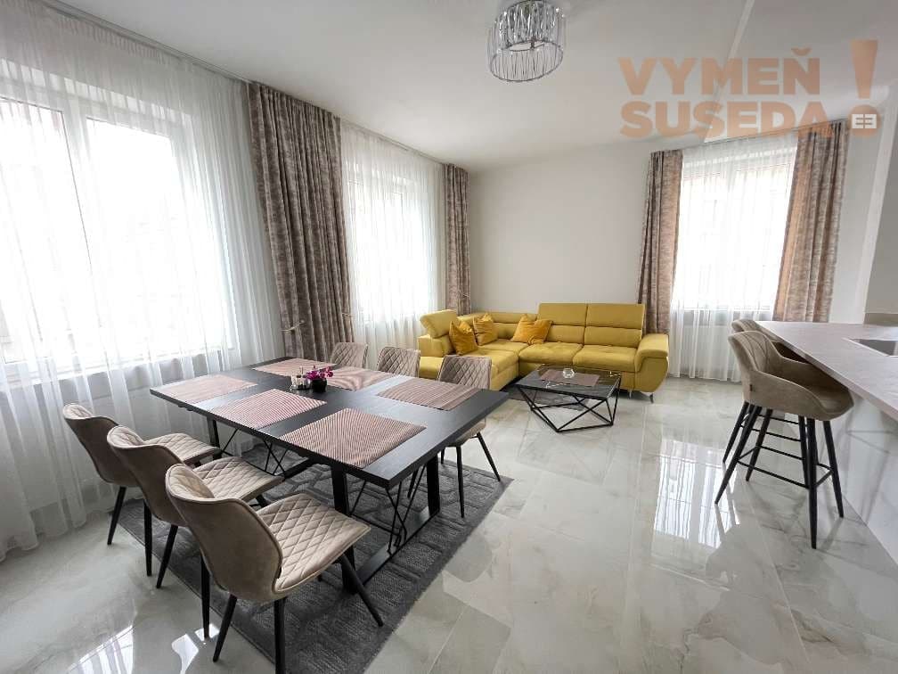 VYMEŇ SUSEDA! – Výnimočný 3izb. dizajnový byt, 87.00 m2 zariadený vo vysokom štandarde, v srdci mesta Wiener Neustadt.