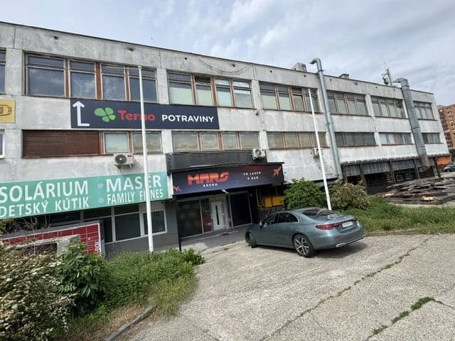 Petržalka - predaj nebytového priestoru 313 m2 na prízemí – fotka 2