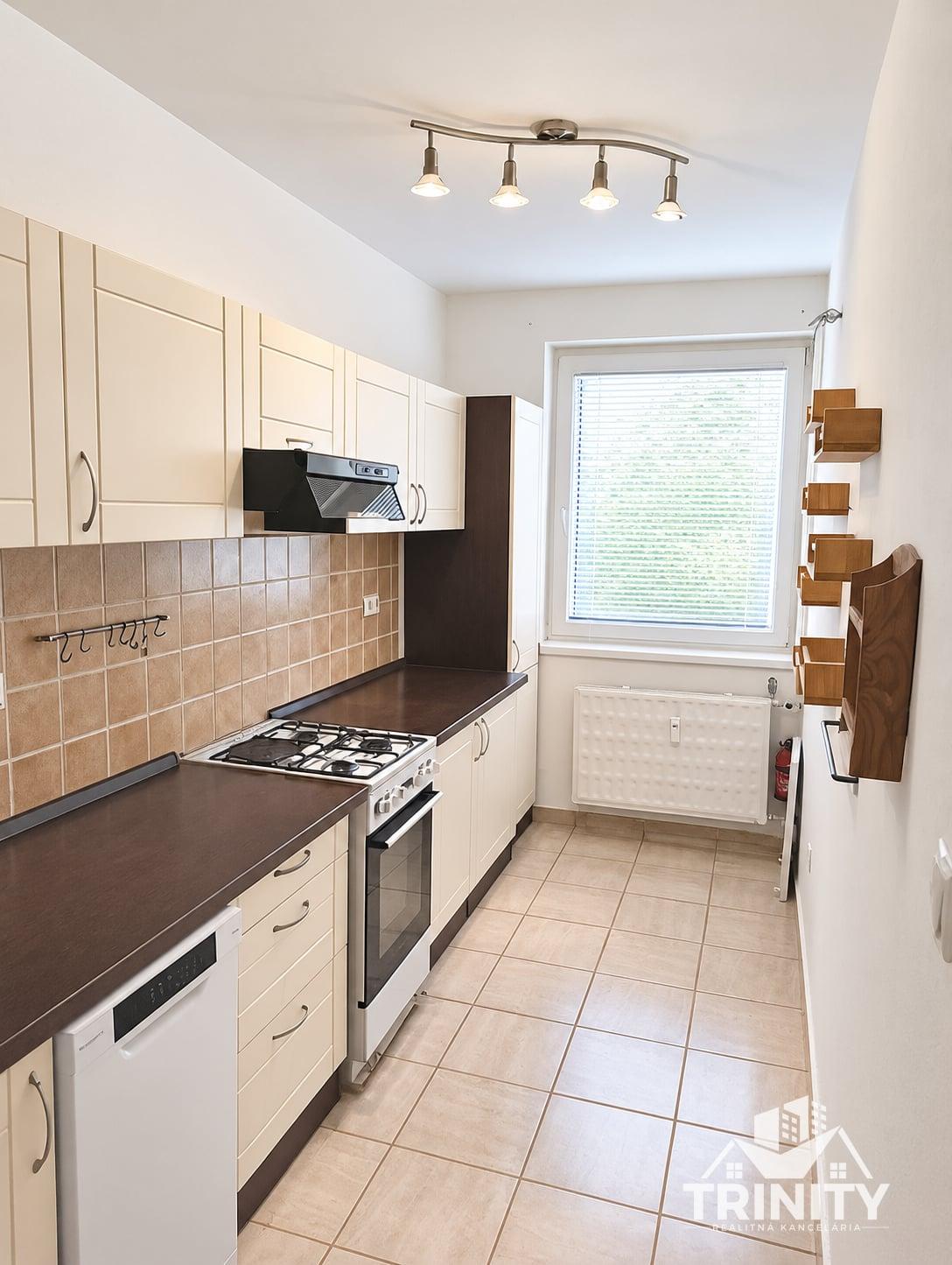 Na predaj 3-izbový byt s balkónom v meste Nové Zámky