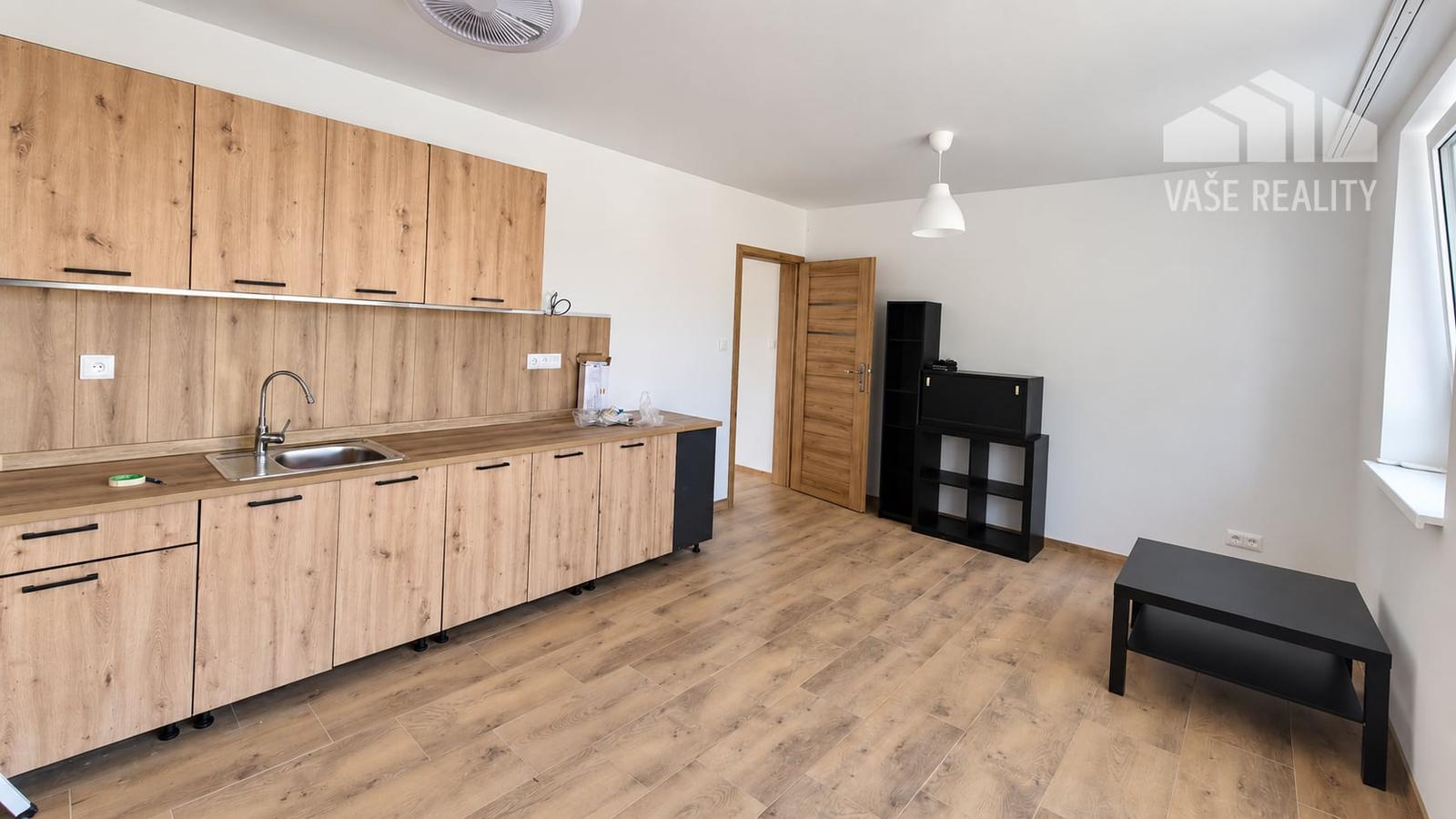 2 izbový byt Motešice 60m2 + parkovacie miesto - prenájom – fotka 2