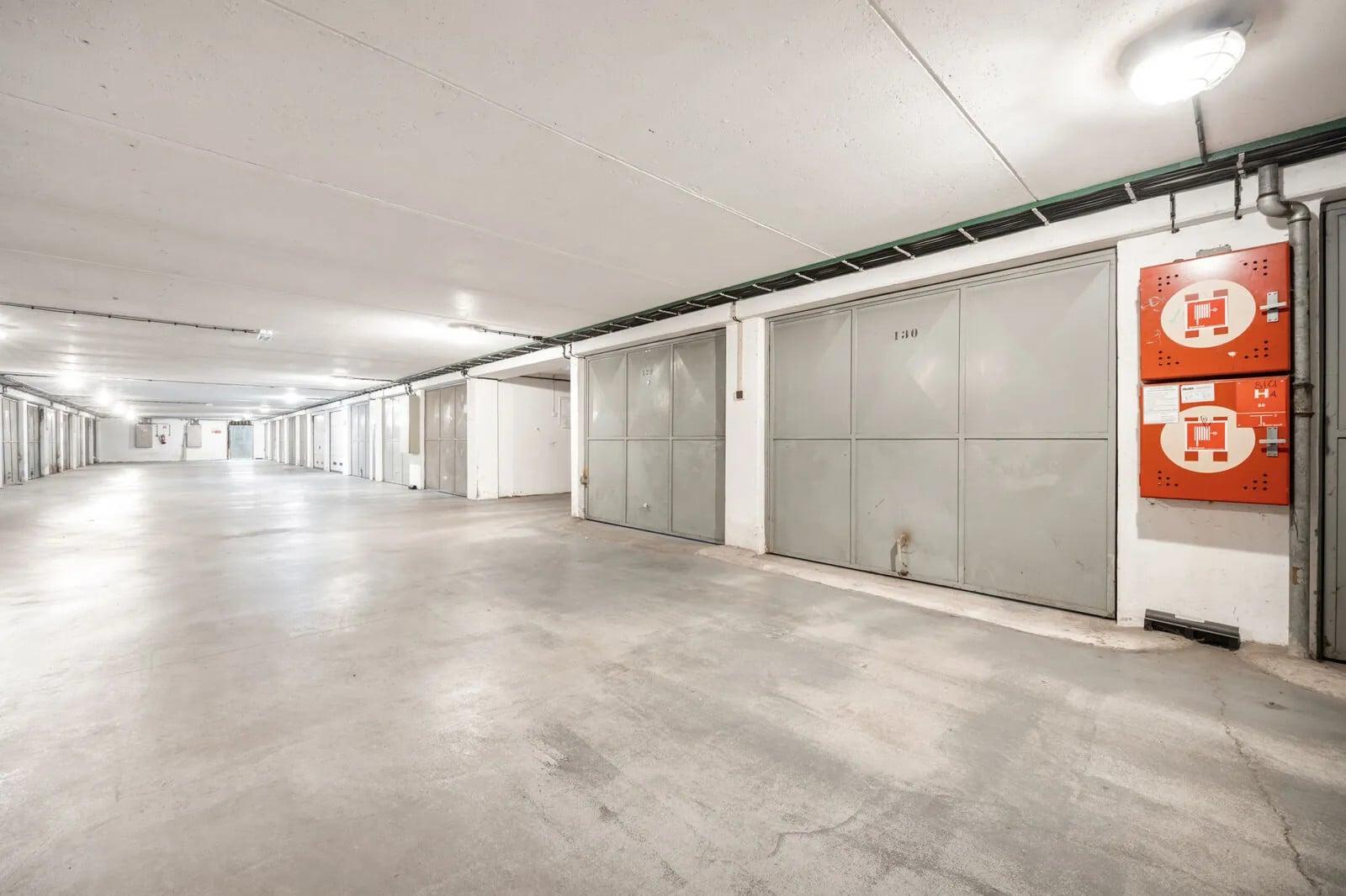 Na predaj garáž v parkovacom dome, Adlerová ulica, Košice