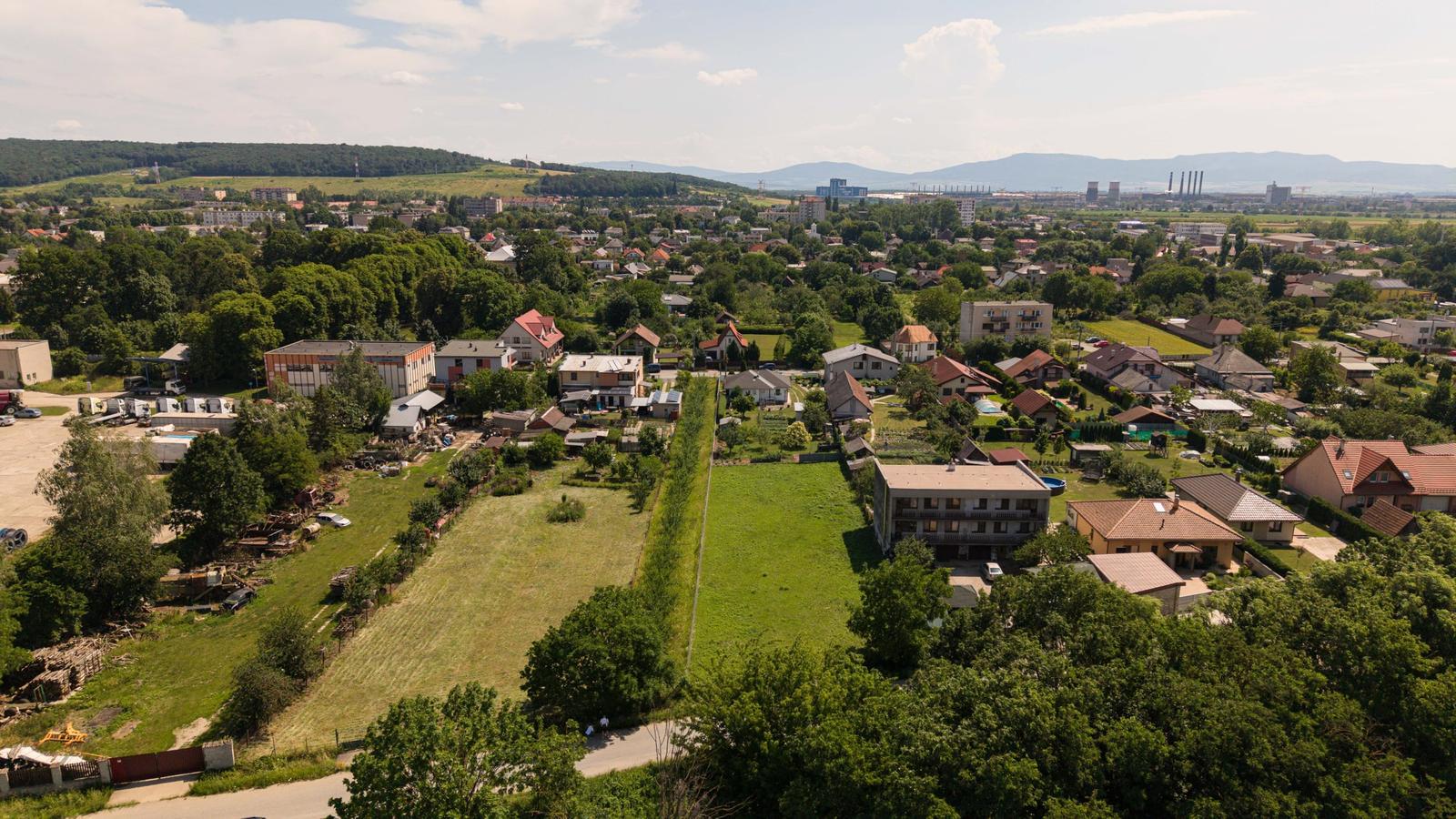 Na predaj stavebný pozemok 1248 m2 -  Košice, Šaca