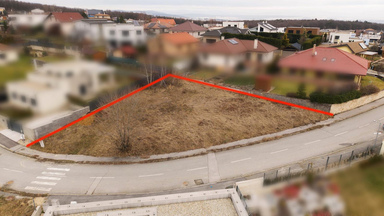 Na predaj stavebný pozemok 858 m2 - Košice, Lorinčík