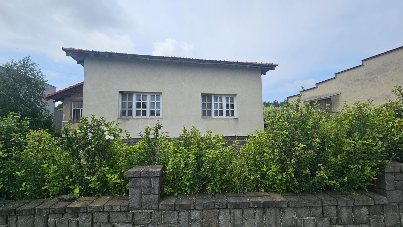 Rodinný dom vo Vyšnej Šebastovej s veľkou záhradou – fotka 2