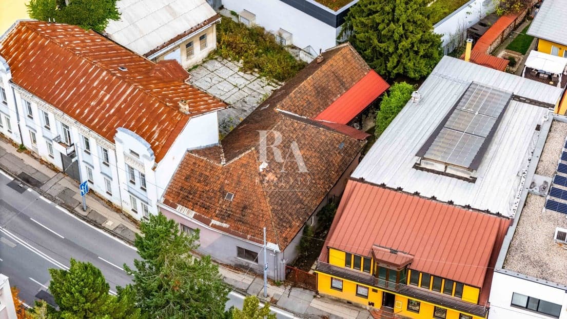 PREDAJ RODINNÝ DOM CENTRUM – fotka 2