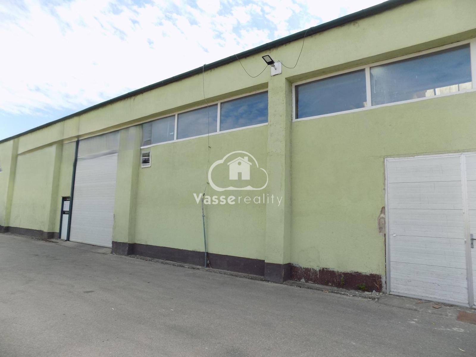 NA PREDAJ: Kompletne prenajatý priemyselný areál (3 857 m²) – Nové Zámky