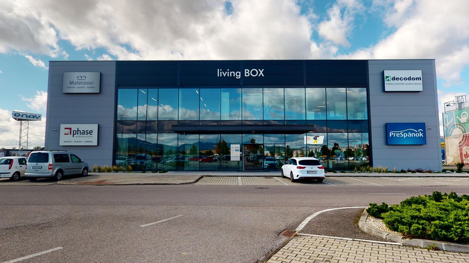 BartanusReality - Na prenájom atraktívne obchodné priestory o rozlohe 375 m2 v budove LIVING BOX v Trenčíne