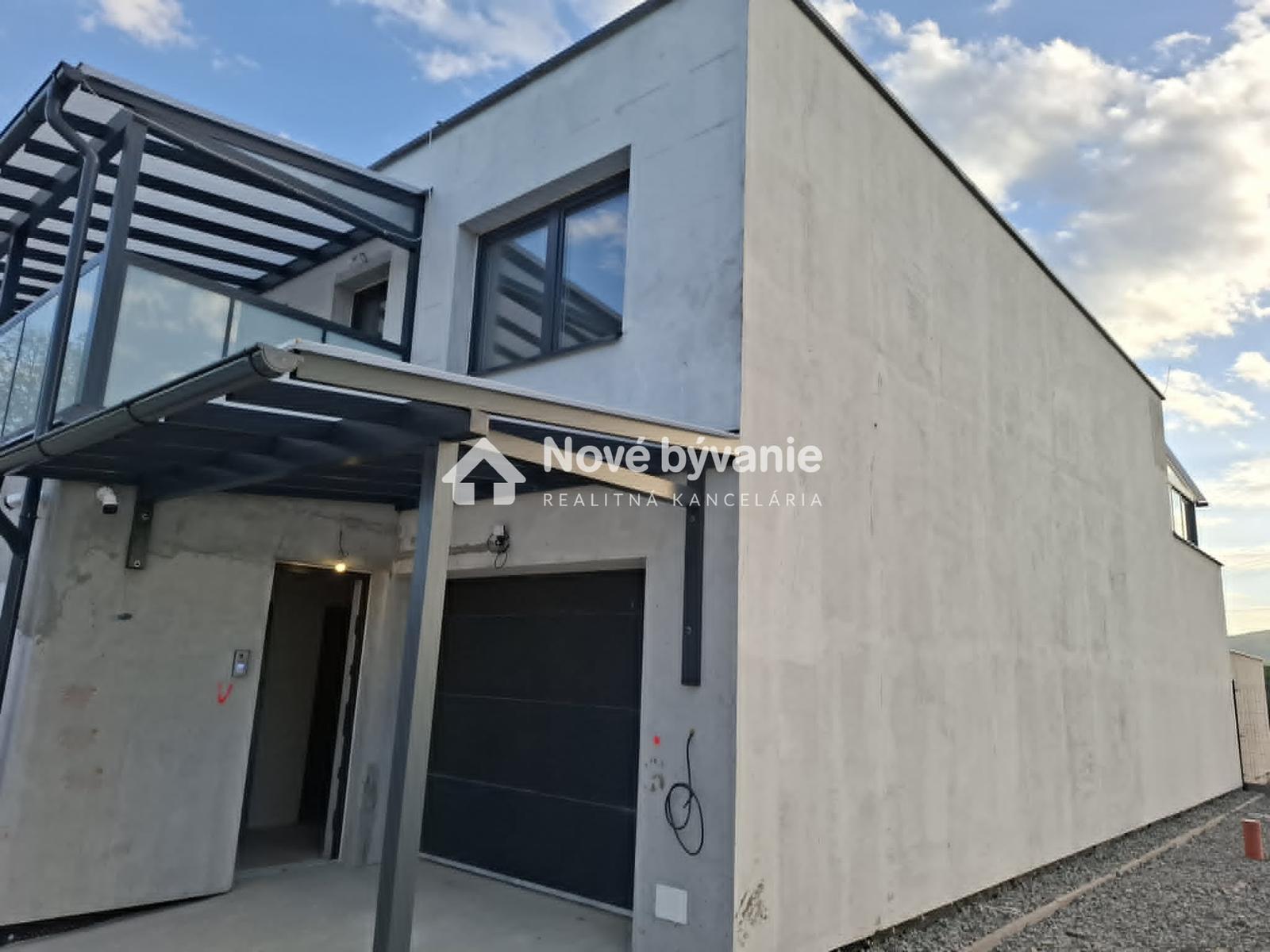 EXKLUZÍVNA MODERNÁ VILA - Vranov nad Topľou-Čemerné – fotka 2