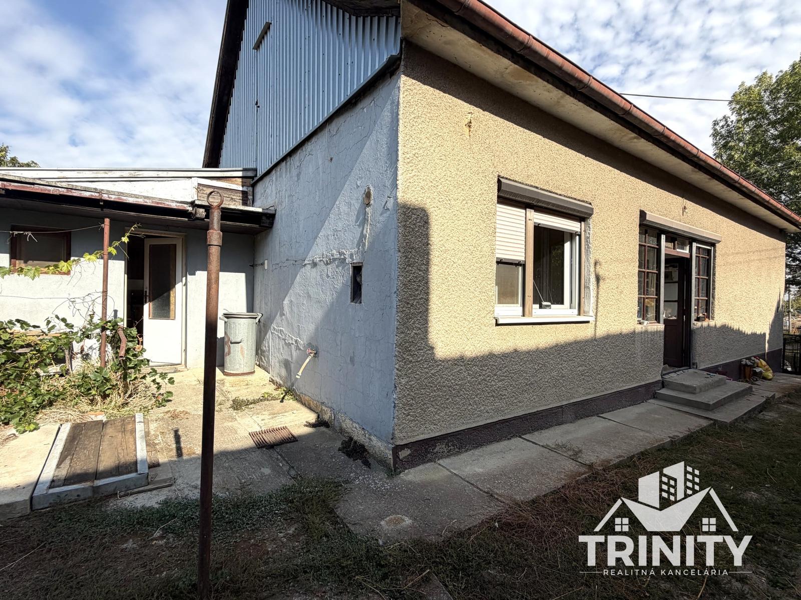 Na predaj 3-izbový rodinný dom v obci Tvrdošovce – fotka 2