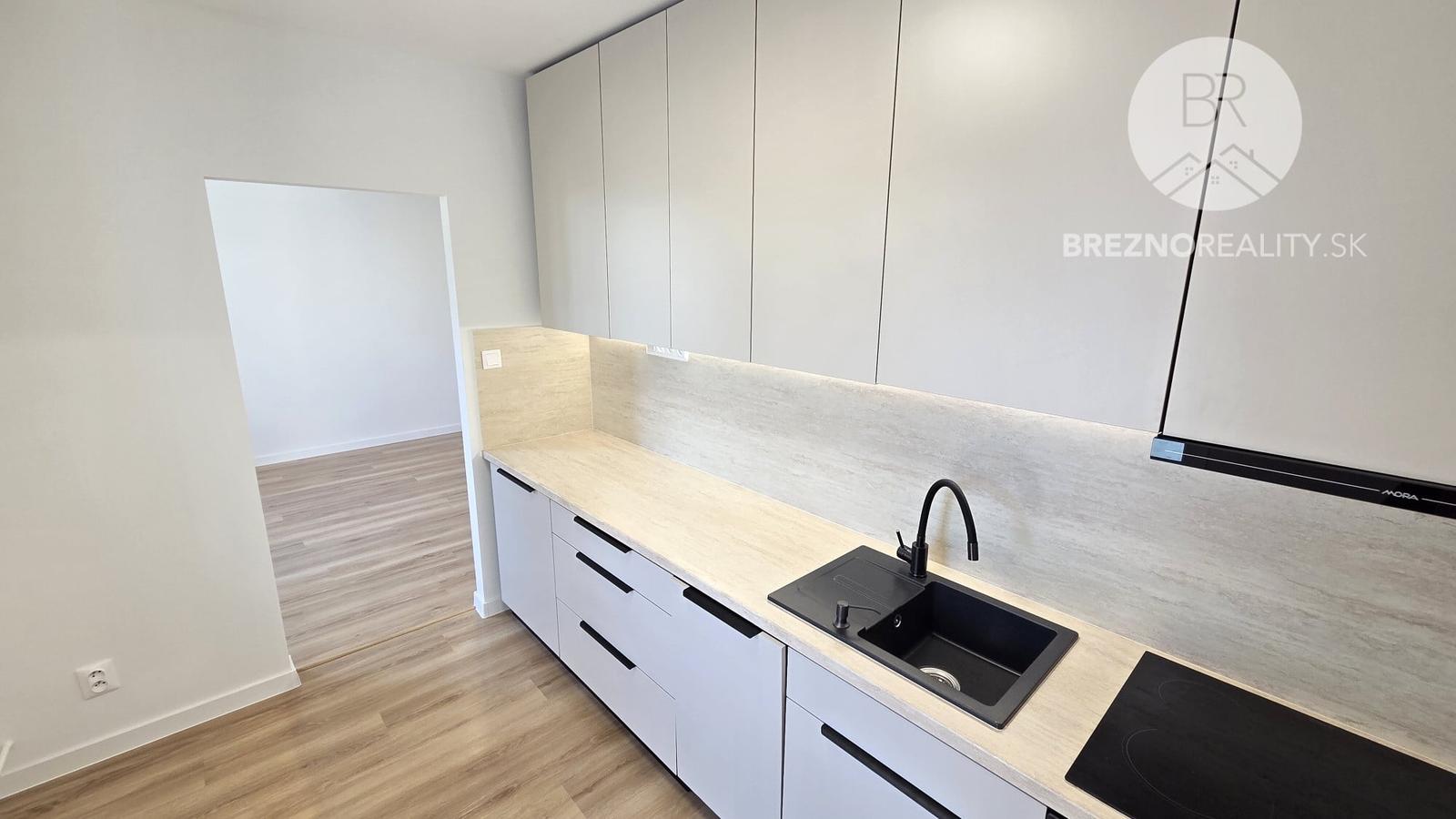 2i byt na predaj - kompletná renovácia - Valaská – fotka 2