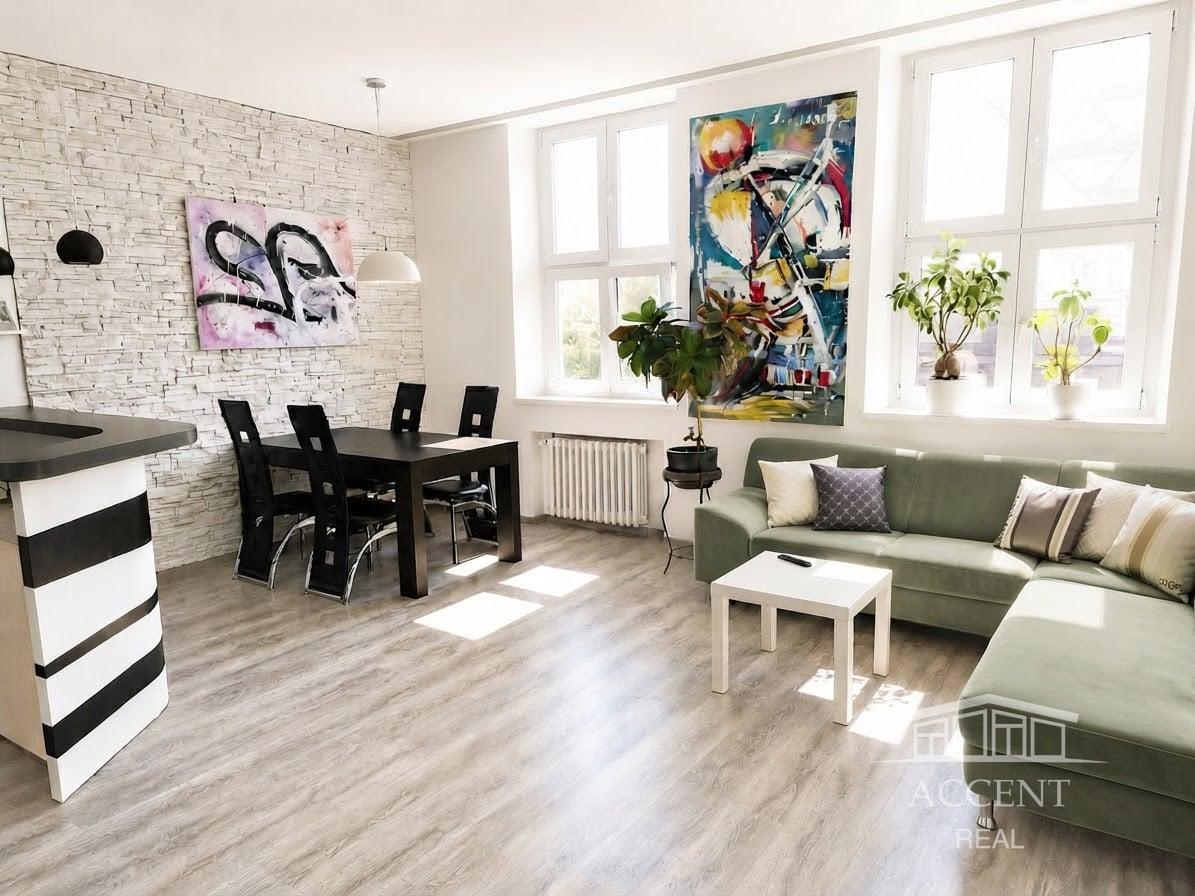 ACCENT REAL - 4-IZBOVÝ STAROMESTSKÝ BYT (105M2) V STAROM MESTE S VYSOKÝMI STROPMI A S  ÚCHVATNÝM VÝHĽADOM – fotka 2