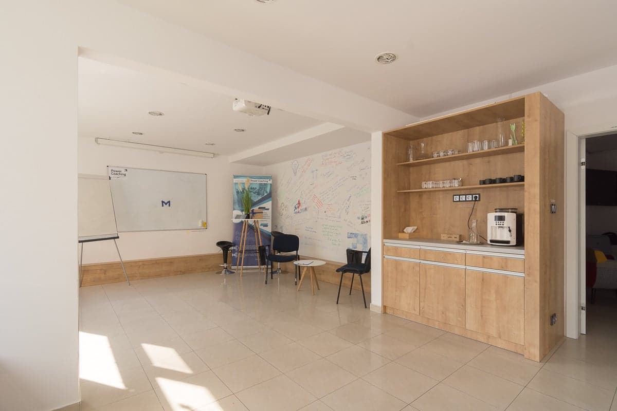 Obchodný priestor (100 m2) - Mierová ul. – fotka 2