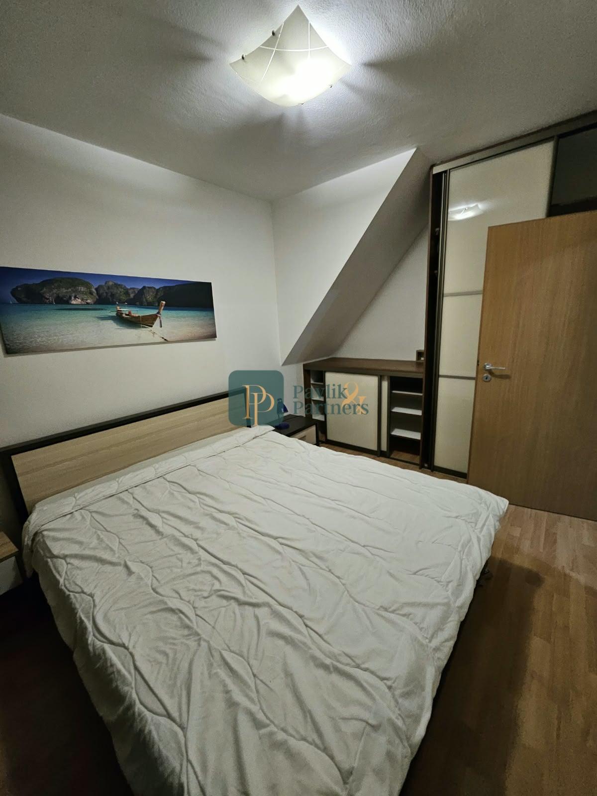 Prenájom 2 izbový byt, zariadený, balkón, Martinák - Južná ul.