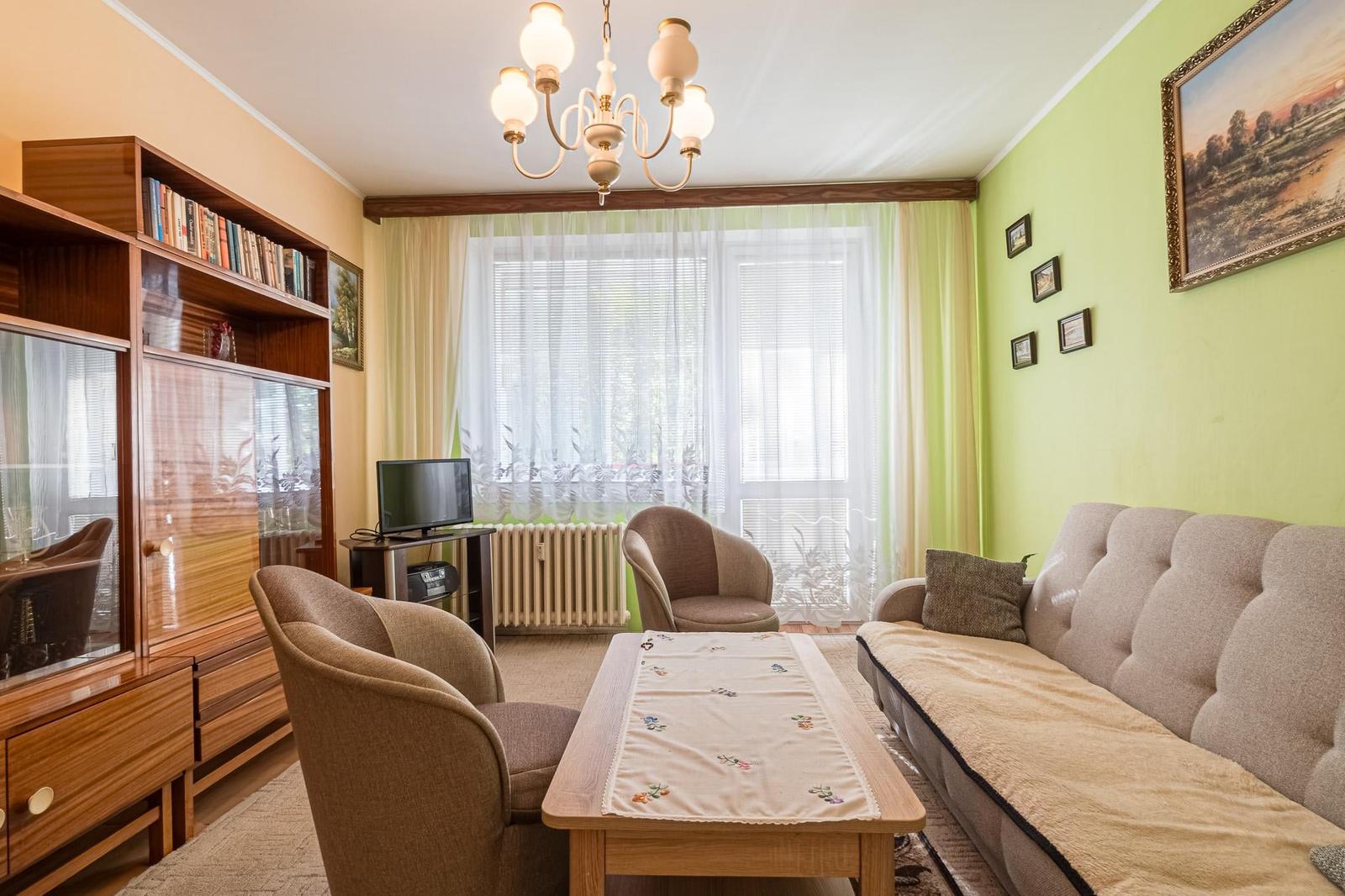 2 izbový byt s loggiou – Košice, Nad jazerom, Nám. kozmonautov – fotka 2