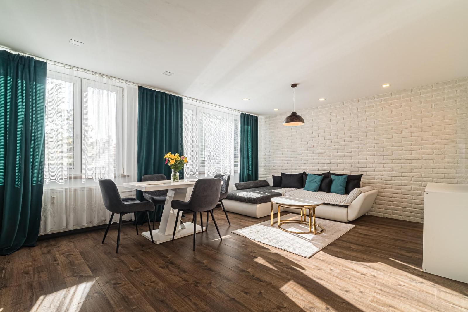 3 izbový byt s balkónom, Polárna ul., Košice - Nad jazerom – fotka 2