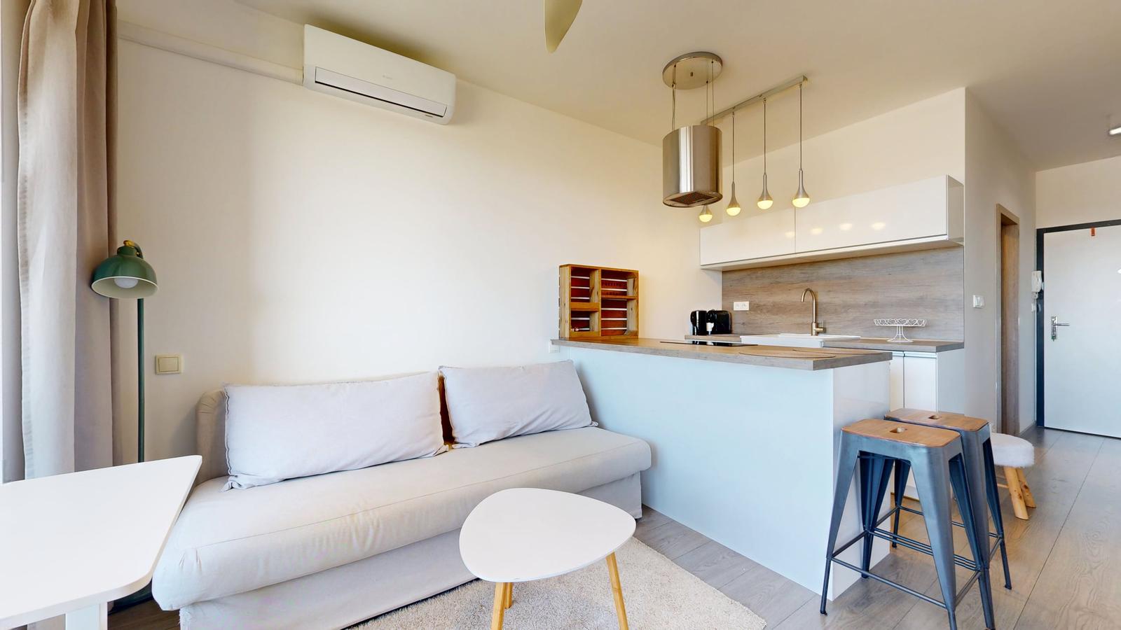 NA PREDAJ KOMPLETNE ZARIADENÝ 1-IZBOVÝ BYT | SLNEČNICE – VILADOMY | BRATISLAVA – PETRŽALKA – fotka 2