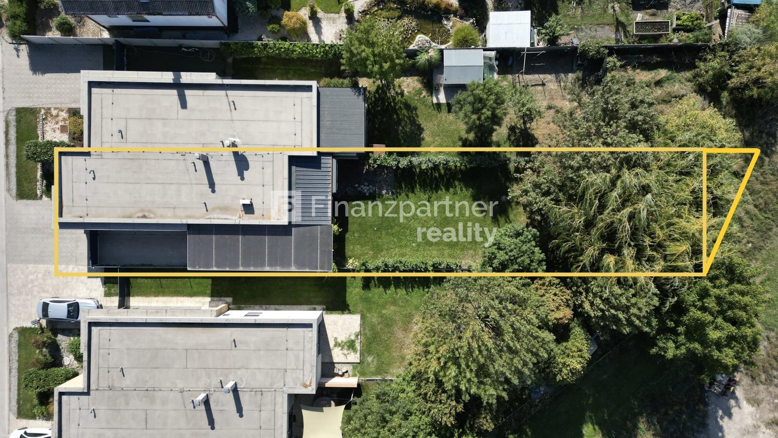 PONÚKAME NA PRENÁJOM MODERNÝ 3-IZBOVÝ RODINNÝ DVOJDOM V OBCI VYDRANY – fotka 2