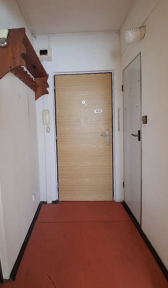 Na PREDAJ 1 izbový byt, ul. Moyzesova – fotka 2