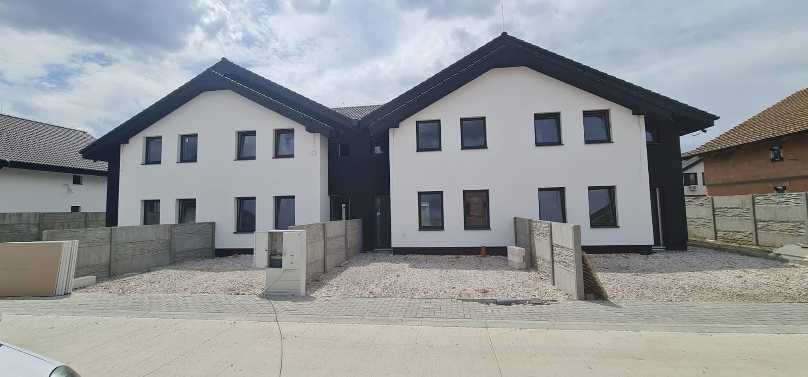 Predaj - stredný mezonetový  4 izbový byt s pocitom domu so záhradou s celkovým pozemkom 166 m2 – fotka 2