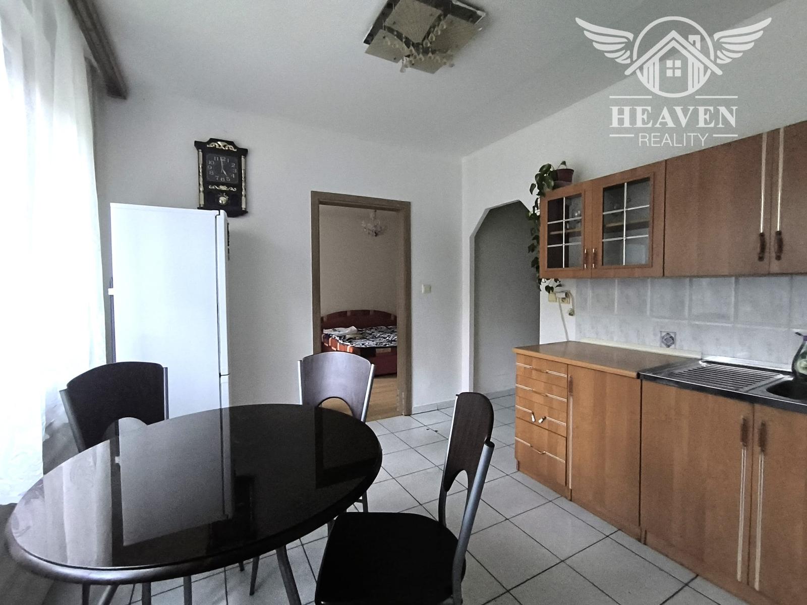 🏡 VEĽKÝ 3-IZBOVÝ BYT NA NÁBREŽNEJ ULICI V NOVÝCH ZÁMKOCH