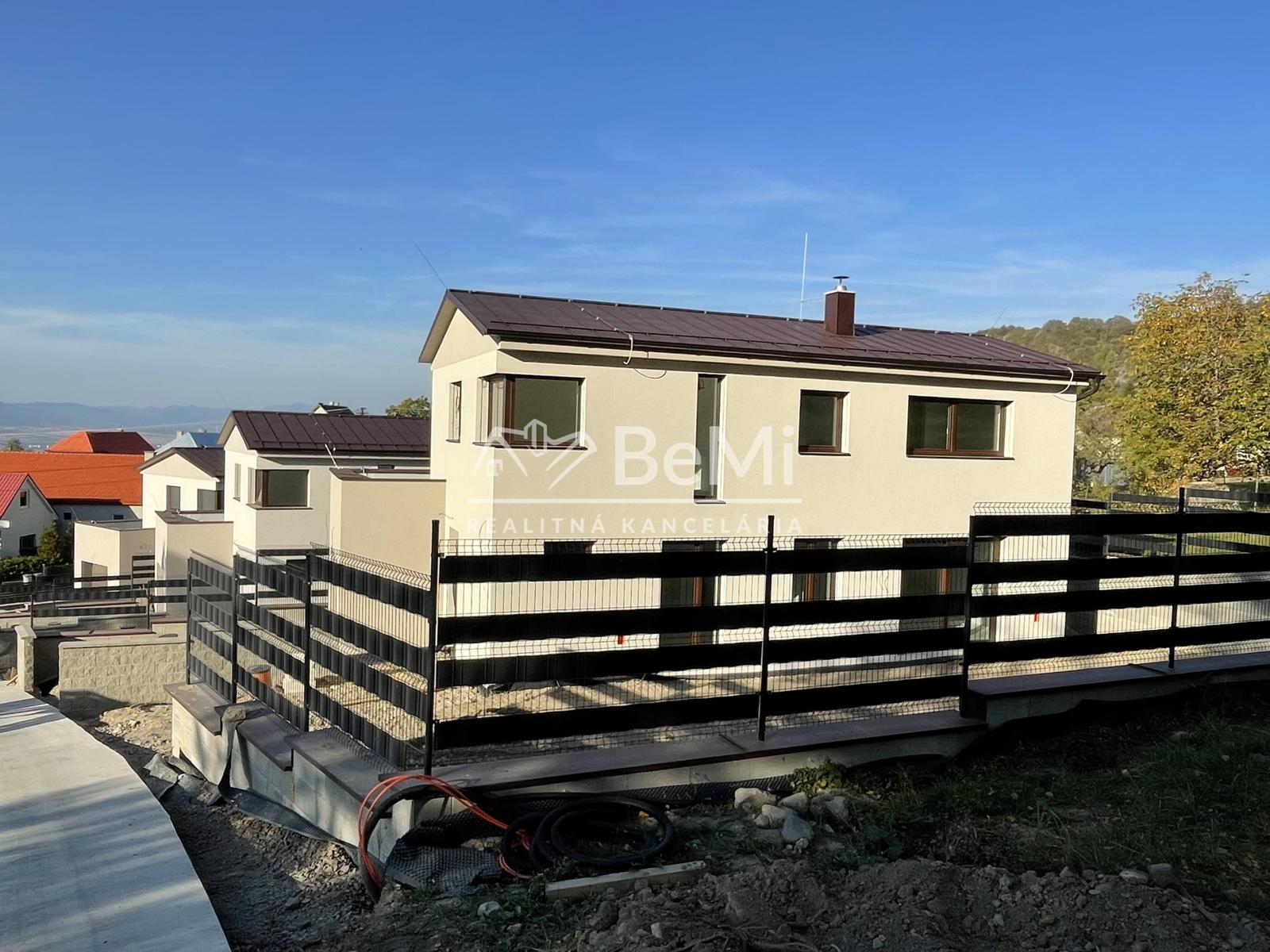 Na predaj rodinný dom RD C - v štádiu HOLODOM v obci Podhradie (042-12-ZUPI) – fotka 2