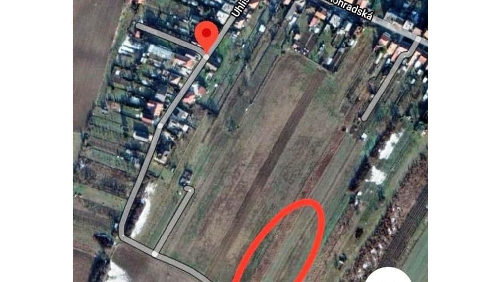 Pozemok 1000 m2 v obci Šenkvice, časť Poluselka