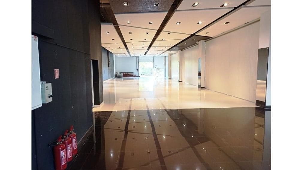 Obchodný priestor 375m² v Golden City na prenájom