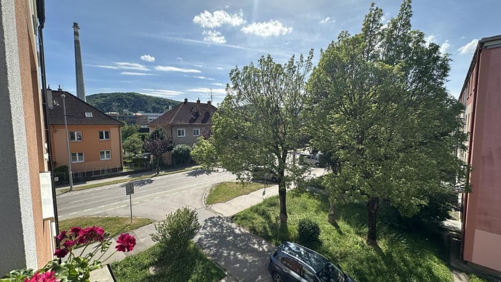 PREDANÝ - 4 izbový byt na predaj v exkluzívnej lokalite Trenčína - Hodžova ulica – fotka 2