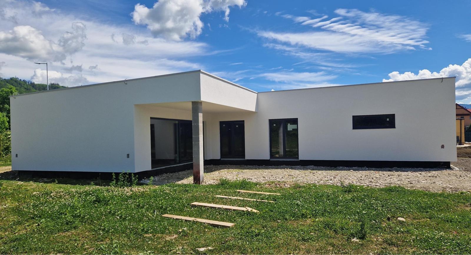 Predané - bungalov Teplička nad Váhom, Žilina