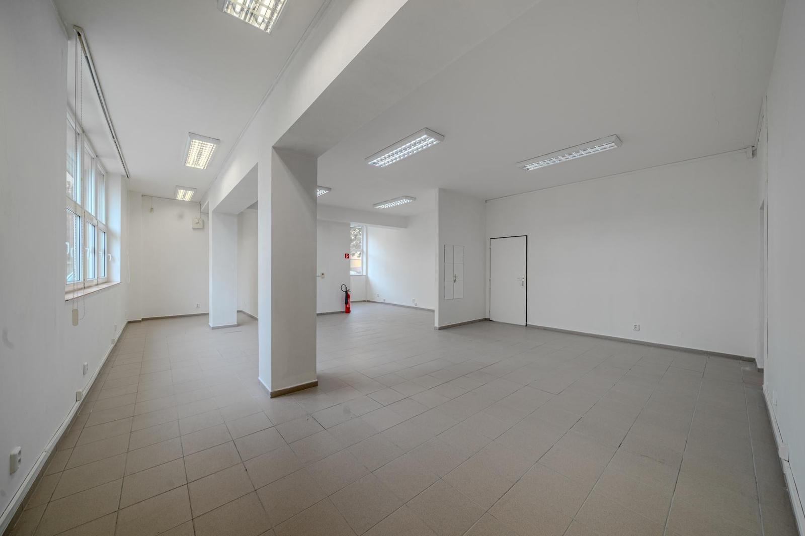 BOSEN | Predaj obchodného priestoru 177 m2, Višňová ul., Bratislava - Nové Mesto