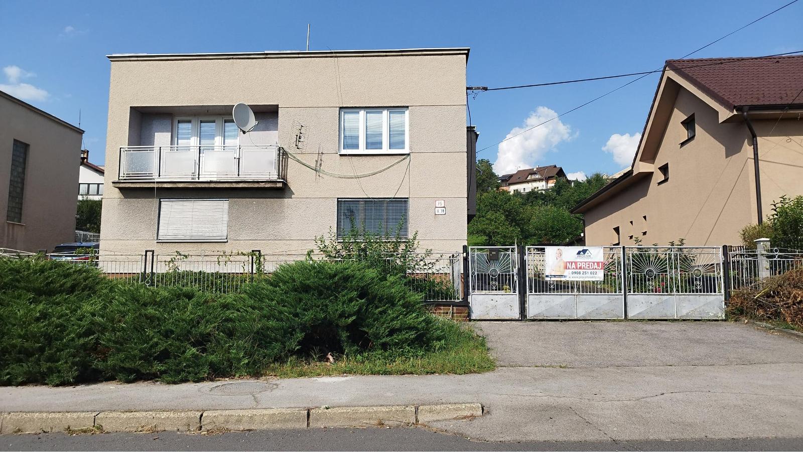 Na predaj 5-izbový rodinný dom vo Vidinej