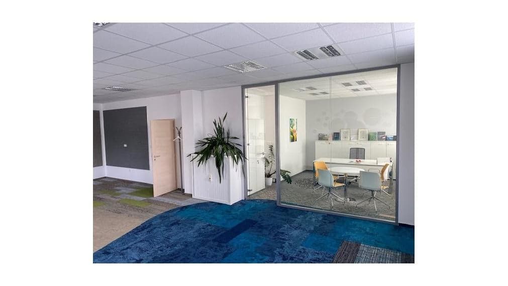 Nový kancelársky celok s možnosťou parkovania, Slovnaftská ulica – Podunajské Biskupice, 180m2