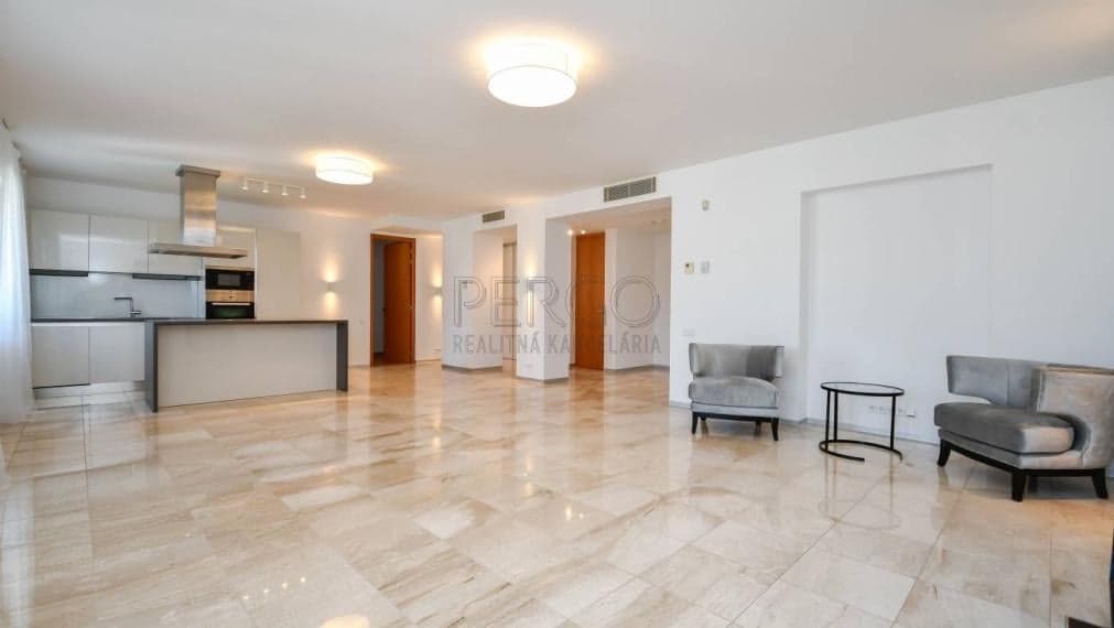 PERGO - 3-izbový apartmán v rezidencií Hlboká 7